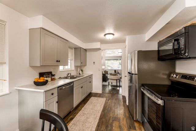 7817 S TAFT ST, Midvale, UT 84047