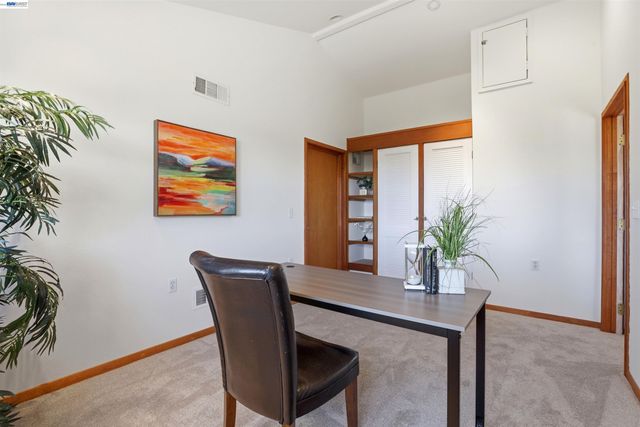 748 Wimbledon Ln, Livermore, CA 94550