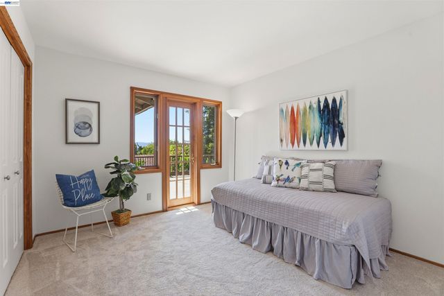 748 Wimbledon Ln, Livermore, CA 94550