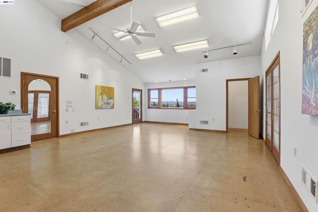 748 Wimbledon Ln, Livermore, CA 94550