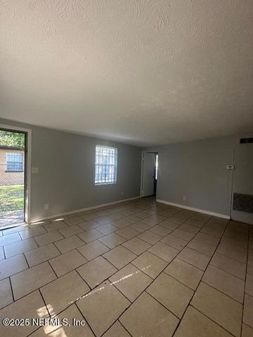 3250 PHYLLIS Street, Jacksonville, FL 32205