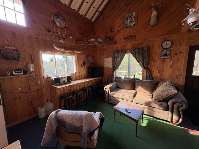 168 Ponemah Path, Newark, VT 05871