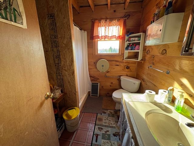 168 Ponemah Path, Newark, VT 05871