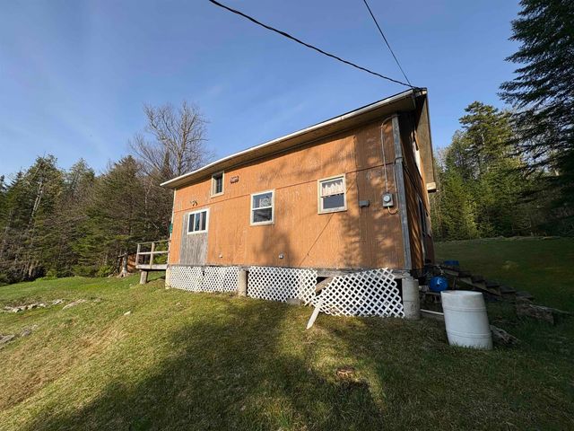 168 Ponemah Path, Newark, VT 05871