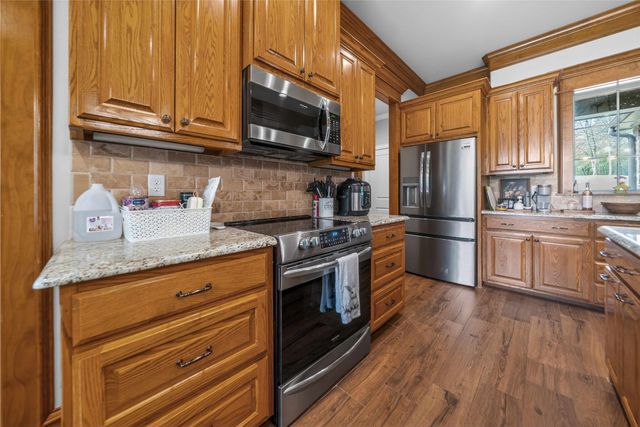 10227 County Road 4101, Frankston, TX 75763