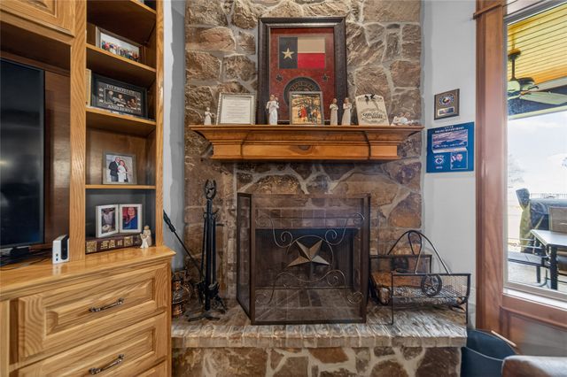 10227 County Road 4101, Frankston, TX 75763