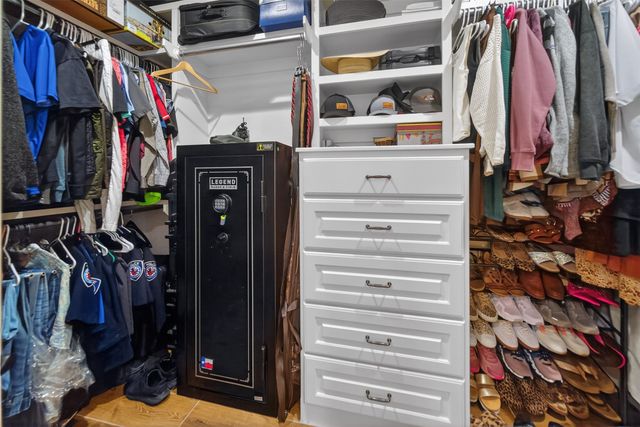 10227 County Road 4101, Frankston, TX 75763