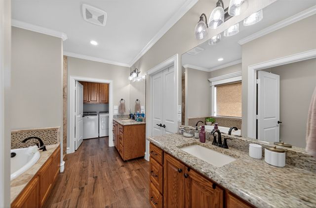 10227 County Road 4101, Frankston, TX 75763