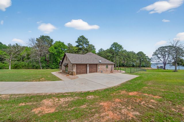 10227 County Road 4101, Frankston, TX 75763