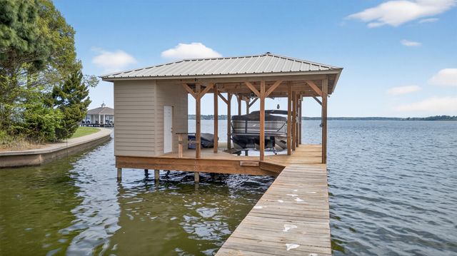 10227 County Road 4101, Frankston, TX 75763