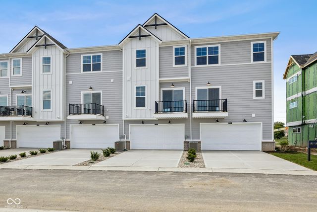 11216 Greenfield Avenue, Noblesville, IN 46060