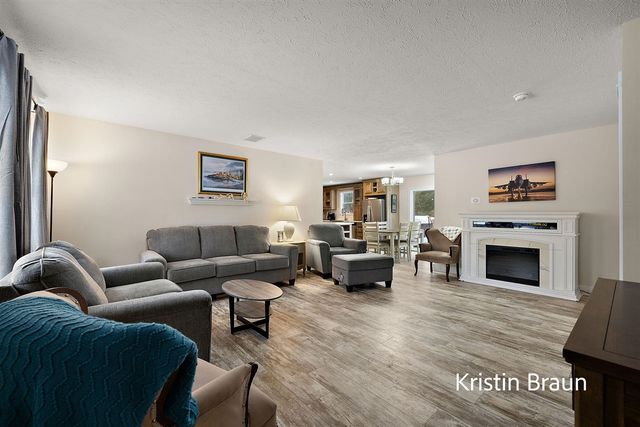 3023 Angelwood Drive, Muskegon, MI 49445