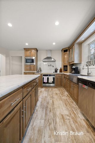 3023 Angelwood Drive, Muskegon, MI 49445