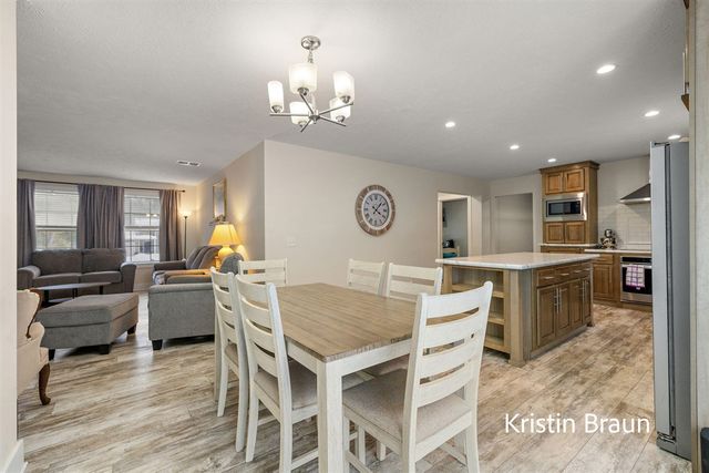 3023 Angelwood Drive, Muskegon, MI 49445