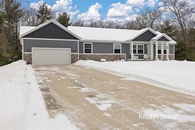 3023 Angelwood Drive, Muskegon, MI 49445