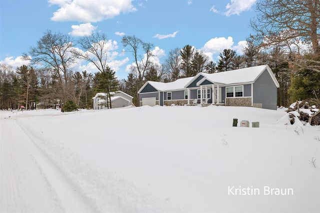 3023 Angelwood Drive, Muskegon, MI 49445