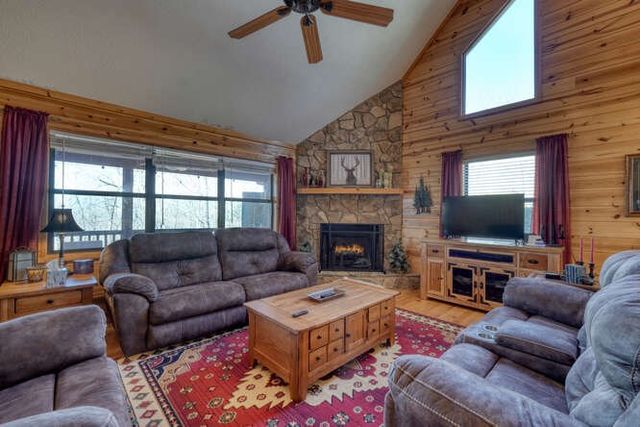 330 Mattie Lane, Blairsville, GA 30512