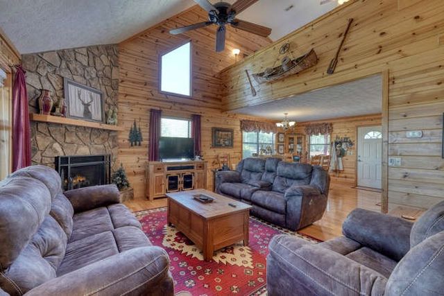 330 Mattie Lane, Blairsville, GA 30512