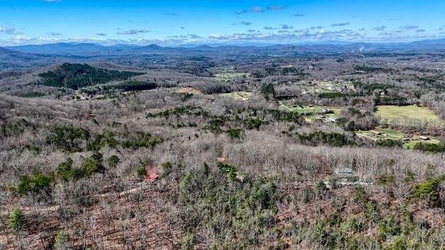 330 Mattie Lane, Blairsville, GA 30512