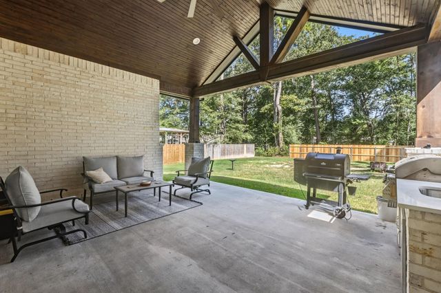2439 Centurian Circle, New Caney, TX 77357