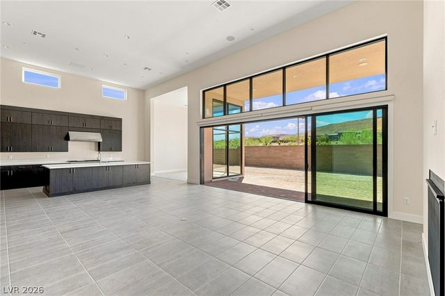 10865 Agate Cliffs Avenue, Las Vegas, NV 89135