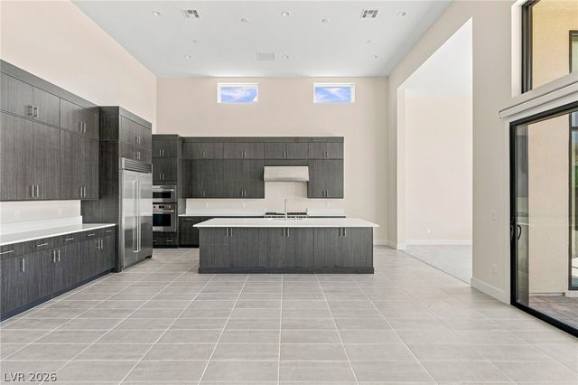 10865 Agate Cliffs Avenue, Las Vegas, NV 89135