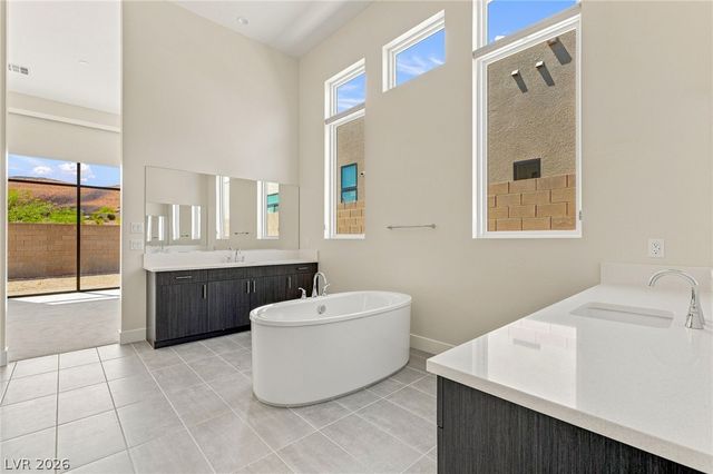 10865 Agate Cliffs Avenue, Las Vegas, NV 89135