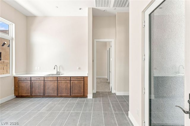 10865 Agate Cliffs Avenue, Las Vegas, NV 89135