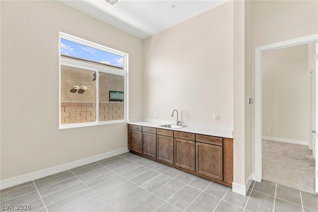 10865 Agate Cliffs Avenue, Las Vegas, NV 89135