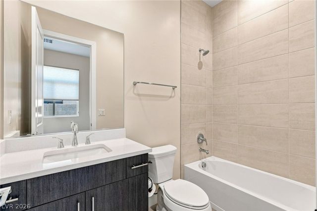 10865 Agate Cliffs Avenue, Las Vegas, NV 89135