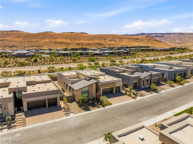 10865 Agate Cliffs Avenue, Las Vegas, NV 89135