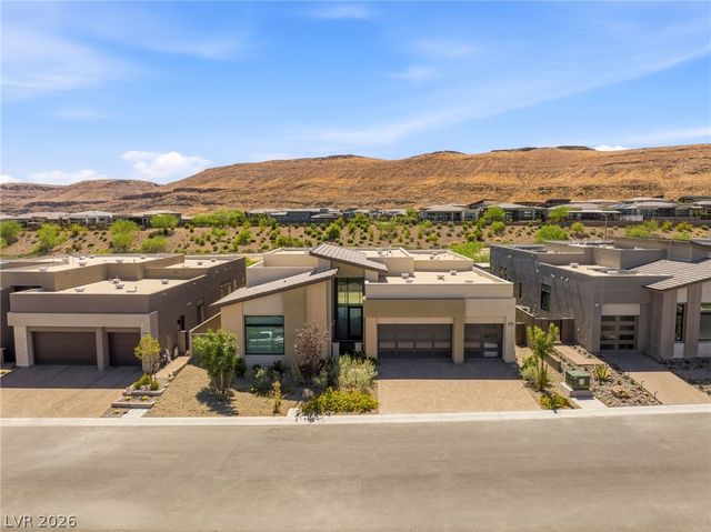10865 Agate Cliffs Avenue, Las Vegas, NV 89135