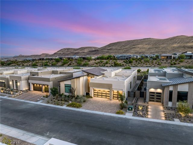10865 Agate Cliffs Avenue, Las Vegas, NV 89135