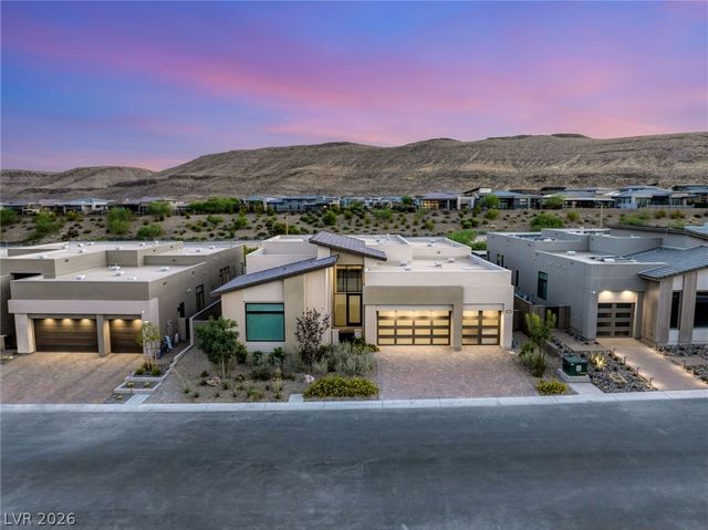 10865 Agate Cliffs Avenue, Las Vegas, NV 89135