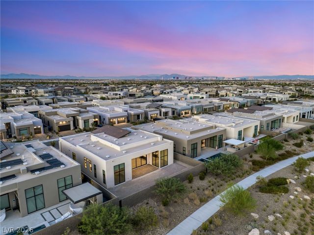 10865 Agate Cliffs Avenue, Las Vegas, NV 89135