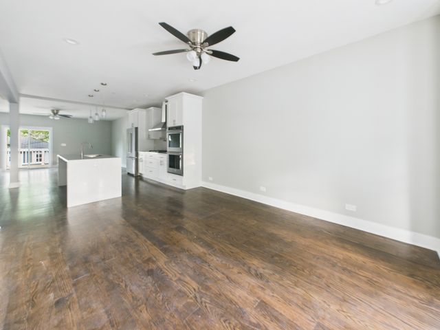 840 S Cuyler Avenue, Oak Park, IL 60304