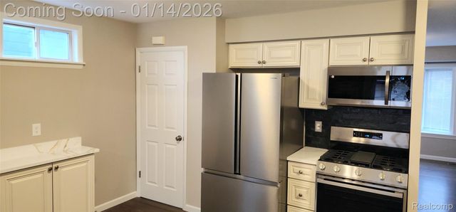 1329 Windham Street, Westland, MI 48186