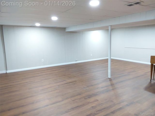 1329 Windham Street, Westland, MI 48186