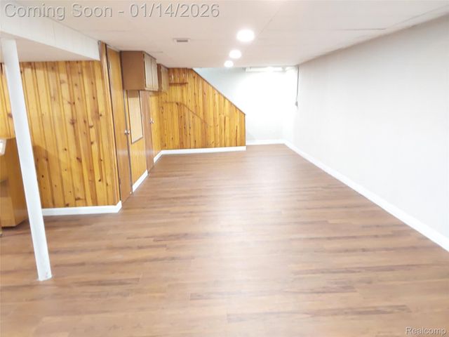 1329 Windham Street, Westland, MI 48186