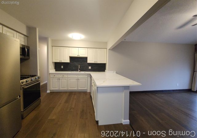 1329 Windham Street, Westland, MI 48186