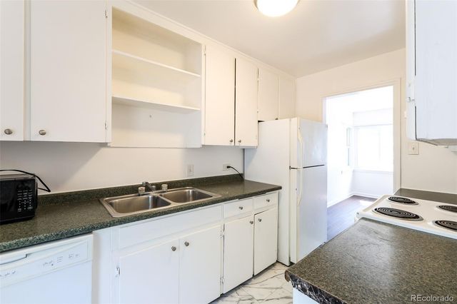 1616 Newark Street, Aurora, CO 80010