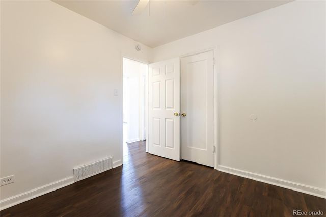 1616 Newark Street, Aurora, CO 80010