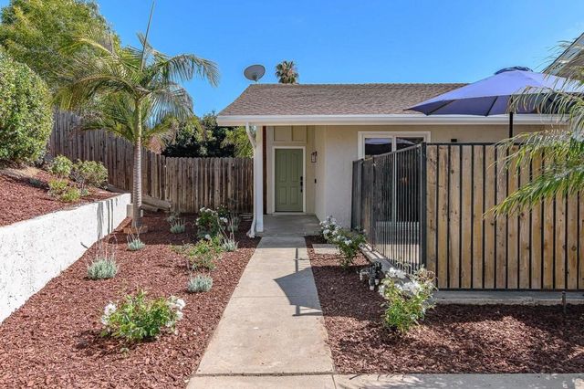 11489 Almazon St, Rancho Penasquitos, CA 92129