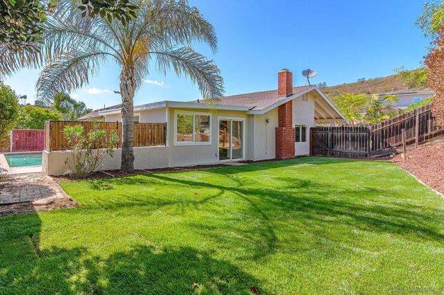 11489 Almazon St, Rancho Penasquitos, CA 92129