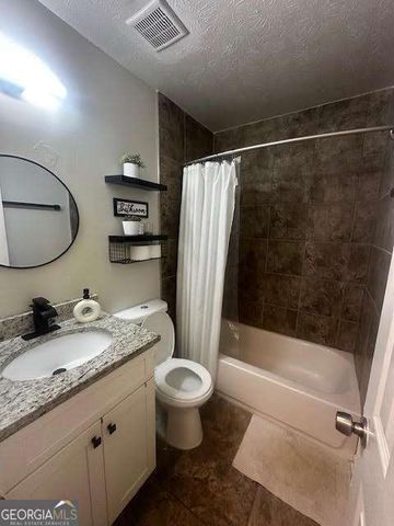 2704 Sanibel Lane SE, Smyrna, GA 30082