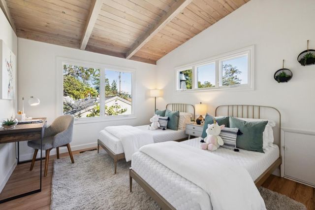 146 Palm Avenue, San Carlos, CA 94070
