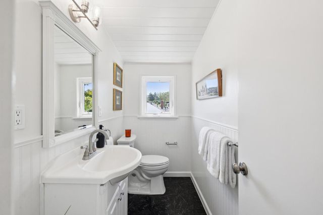 146 Palm Avenue, San Carlos, CA 94070