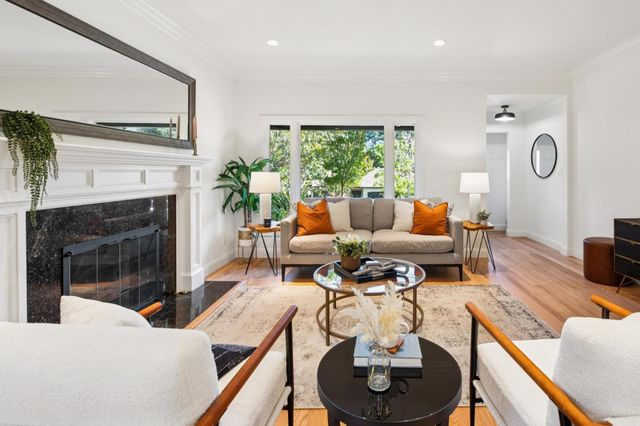 146 Palm Avenue, San Carlos, CA 94070