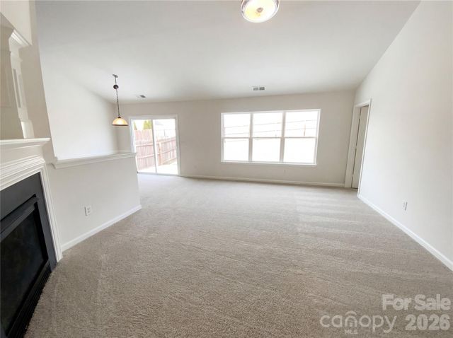 3727 Pimilico Trace Lane, Charlotte, NC 28216