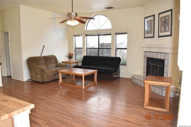 7026 Hickory Ridge, Converse, TX 78109